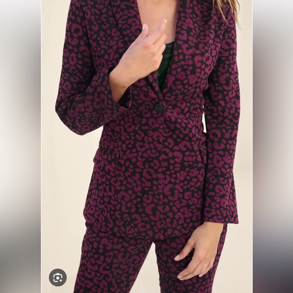 VENUS Leopard Kick Flare Suit Set NWT Size 6 - Picture 4 of 8